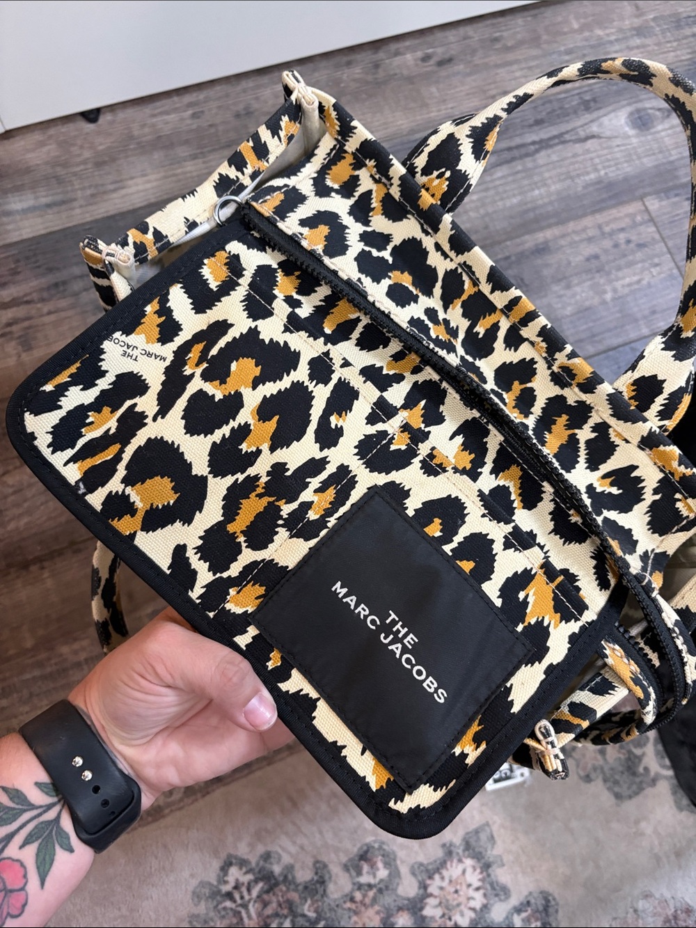 Marc Jacobs Leopard Print Canvas Tote Bag in Black, Brown, Cream LARGE with CB - Picture 5 of 6